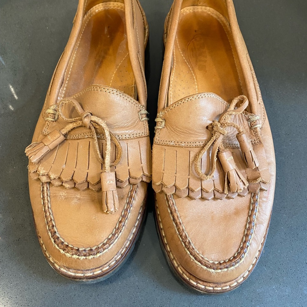 Orvis Tan Leather Slip-On Loafers with Kiltie Fringe